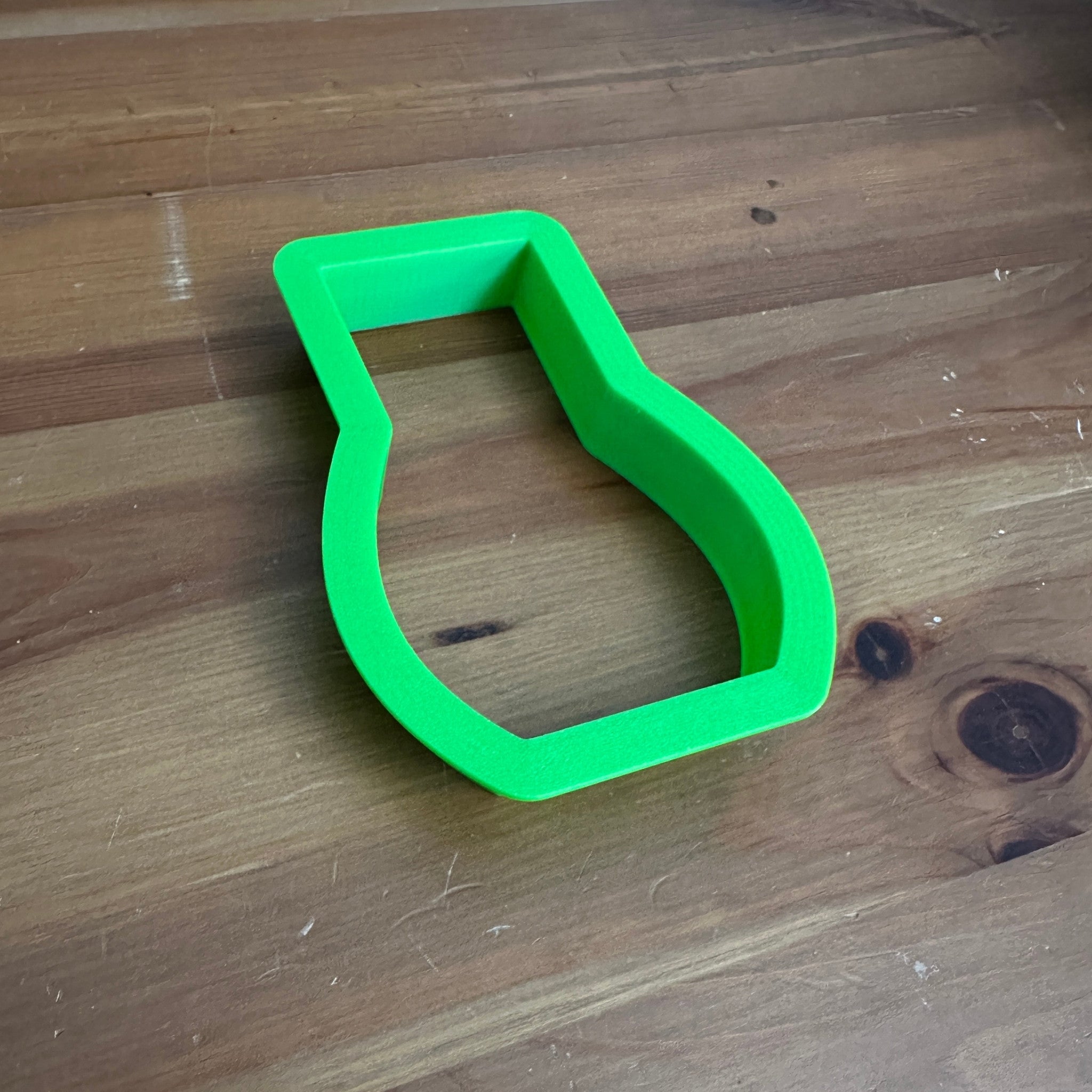 Mini Vase Form #3 Back Cutter