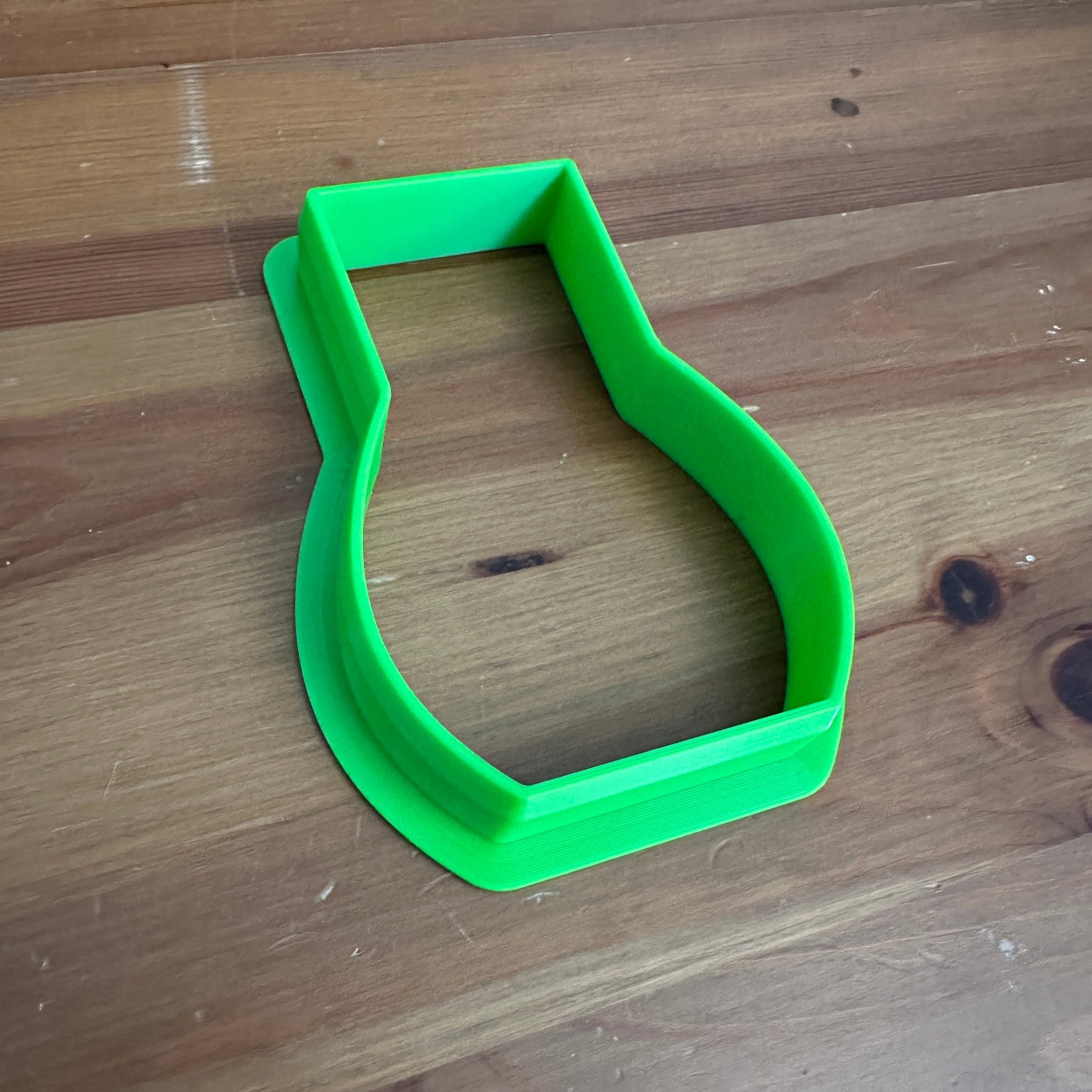 Mini Vase Form #3 Back Cutter